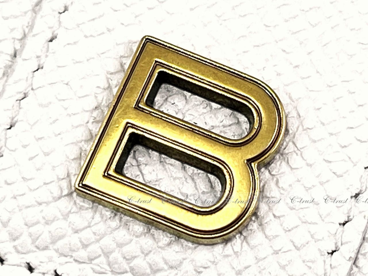 正規品新品未使用BALENCIAGAAirPods 第3世代ホルダーストラップ 正規品新品未使用BALENCIAGAAirPods 第3世代ホルダーストラップ