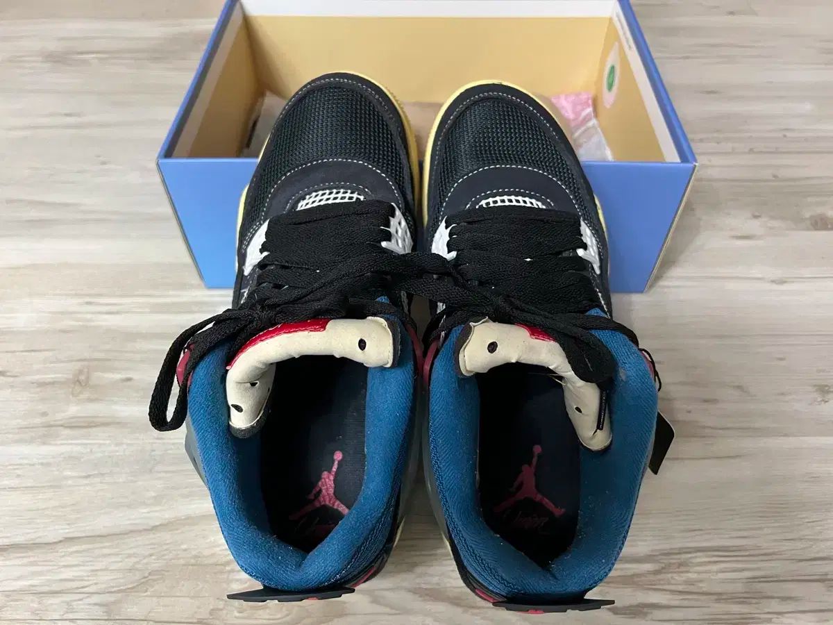 NIKE ナイキ ユニオン ジョーダン 4 270