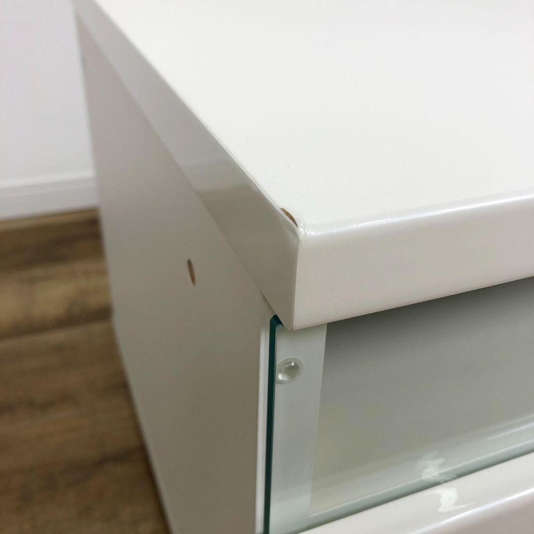 テレビボード