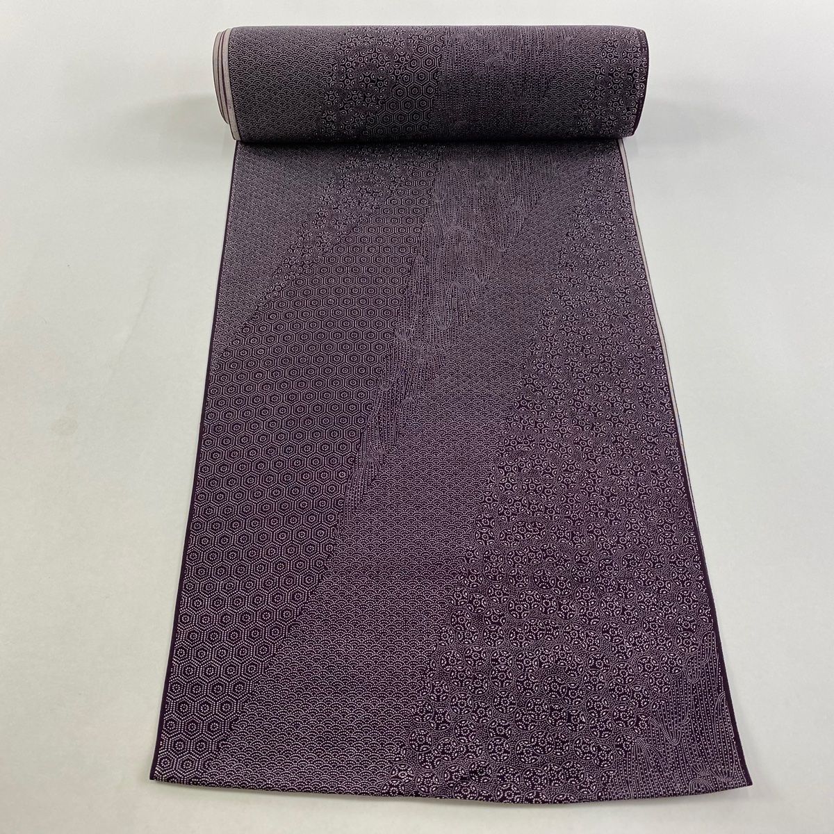 反物 秀品 江戸小紋 寄せ柄 青海波 濃紫 正絹