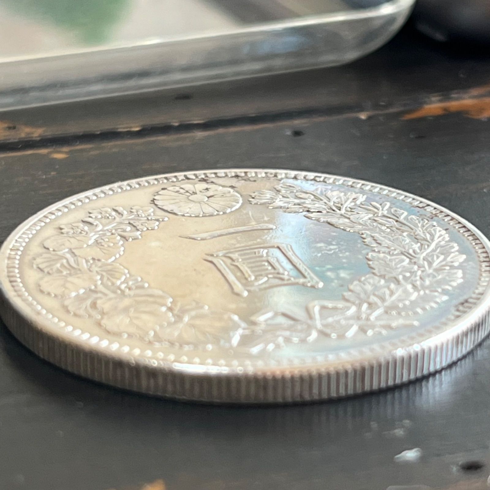 龍１圓銀貨　明治25年 明治25年 龍一円銀貨 本物 銀貨 一圓 明治時代 古銭 ドラゴン