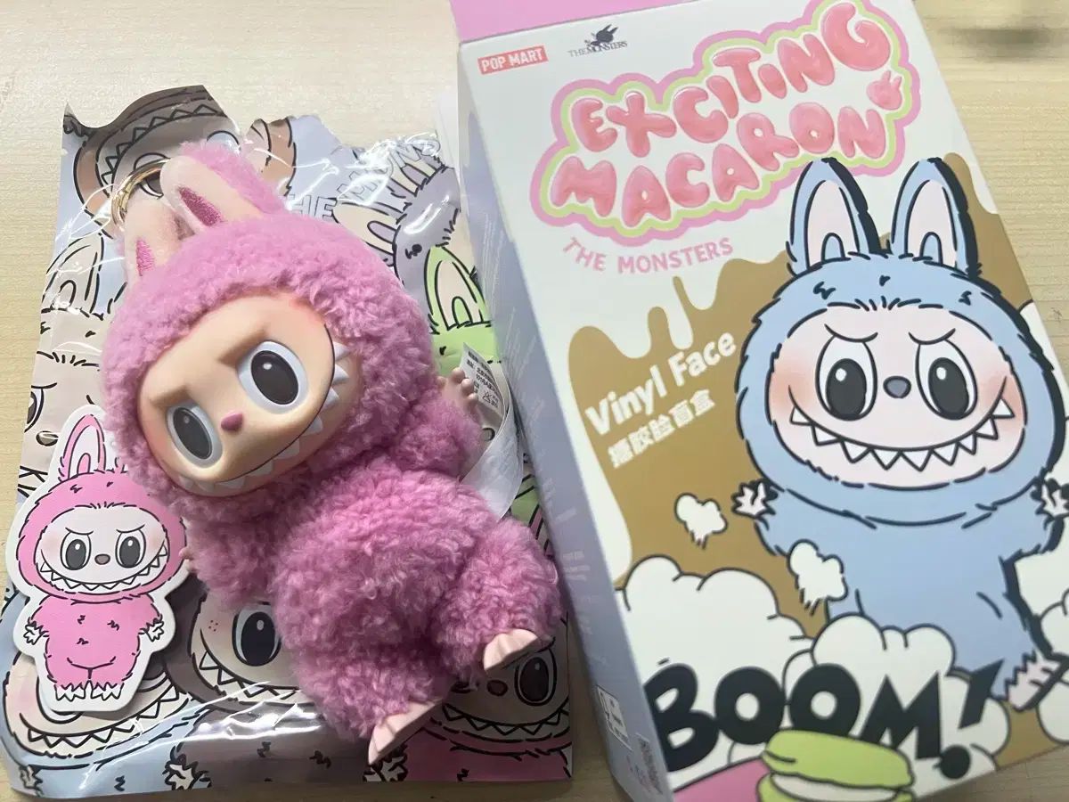 popmart ラブブ　マカロン☆ライチベリー ぬいぐるみ☆正規品 正規品 POPMART ラブブ マカロン Lychee Berry - メルカリ