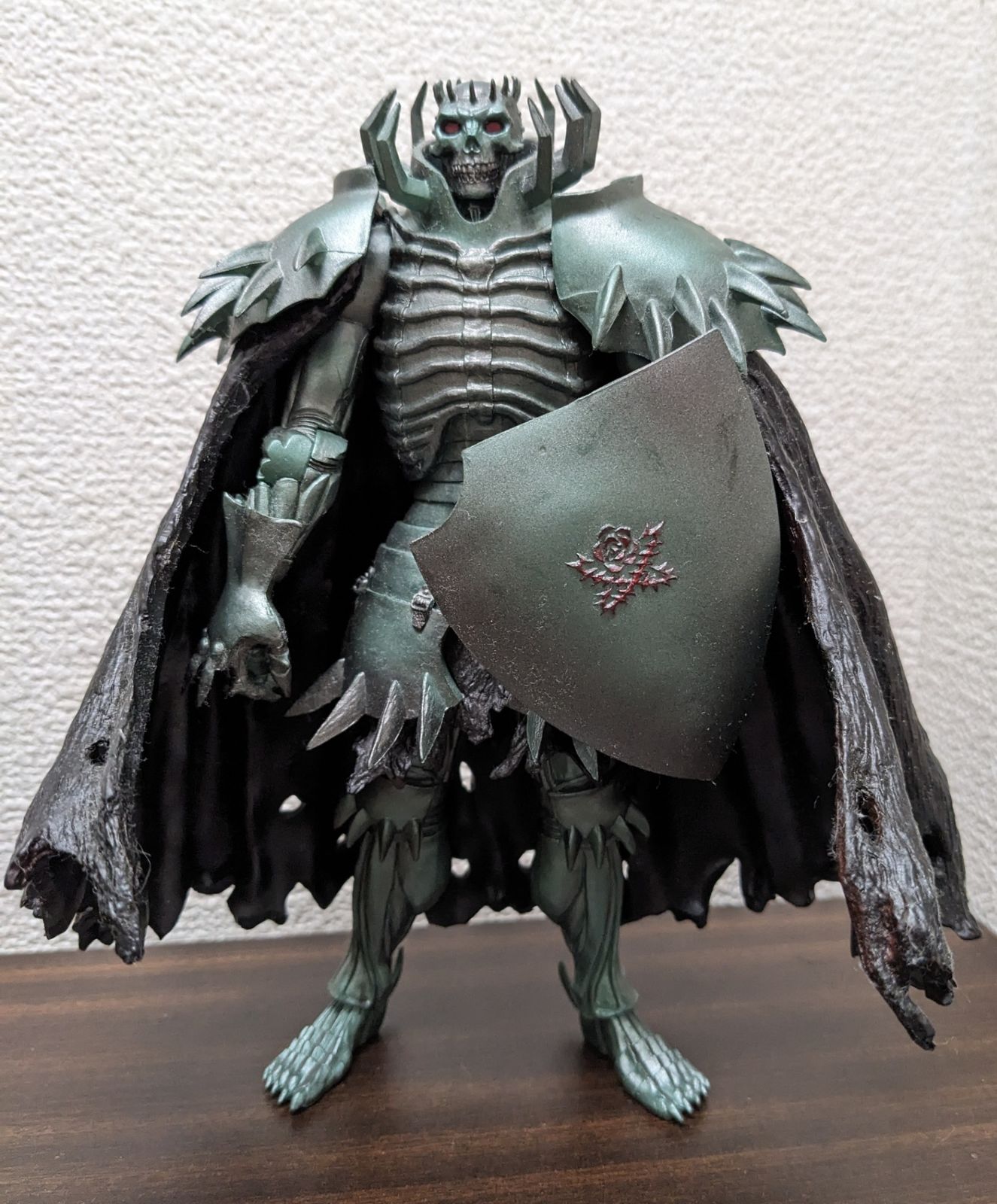 ART OF WAR 髑髏の騎士 ベルセルク Knight of Skeleton フィギュア 天山 中古 O4227575 □ベルセルク ART OF WAR ポリストーン製塗装済完成品 髑髏の騎士 生誕