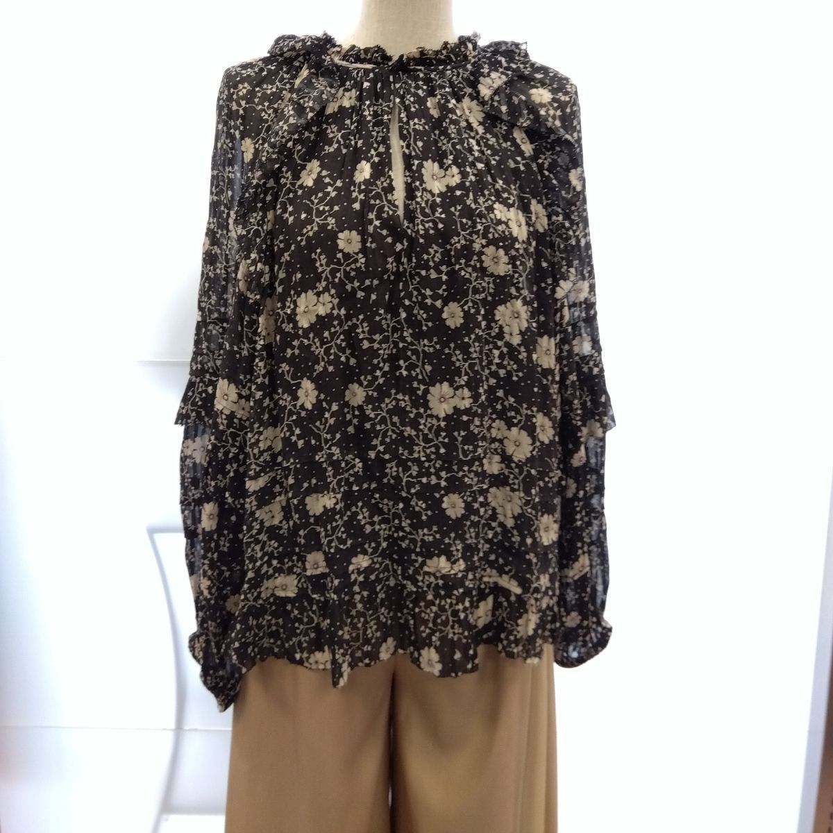 イザベルマラン エトワール 花柄ブラウス
