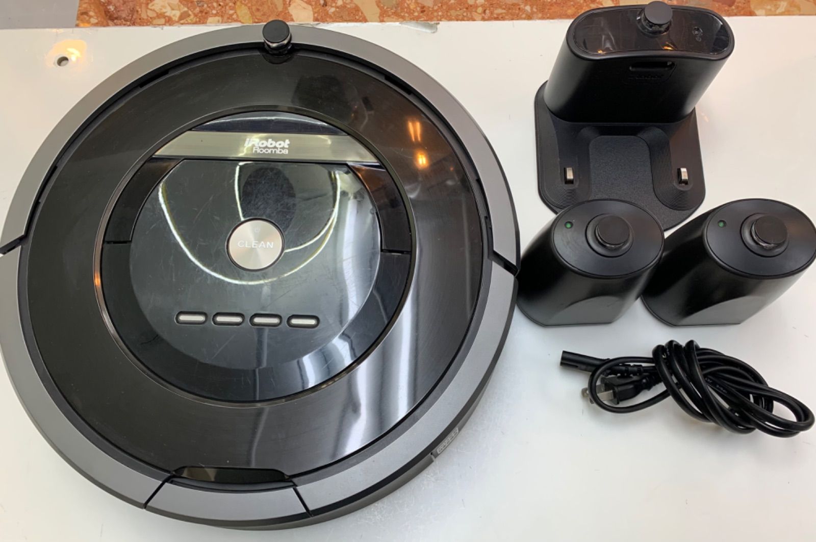 安い限定品iRobot ルンバ880 R880060 ロボットタイプ