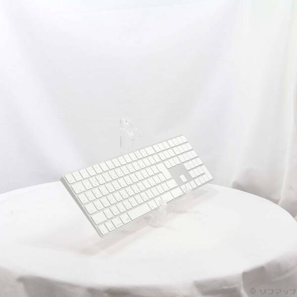 品〕 Magic Keyboard (テンキー付き) MQ052J／A シルバー【344】 最も