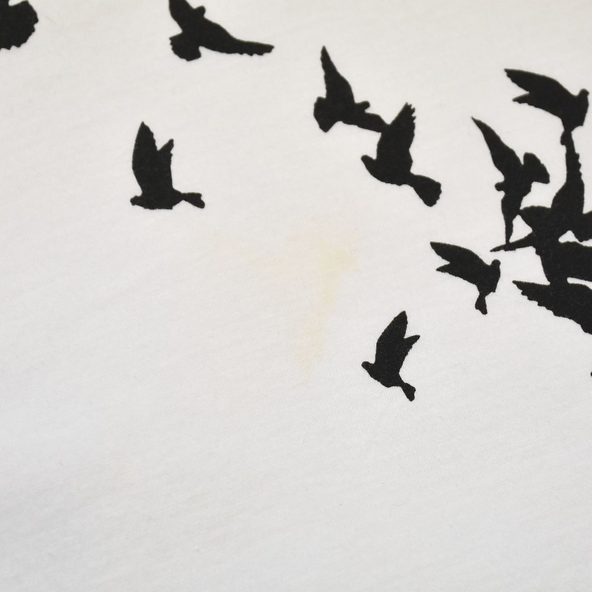 00sイヴサンローラン Flocking Birds YSLカサンドラ Tシャツ 00sイヴサンローラン Flocking Birds YSLカサンドラ Tシャツ