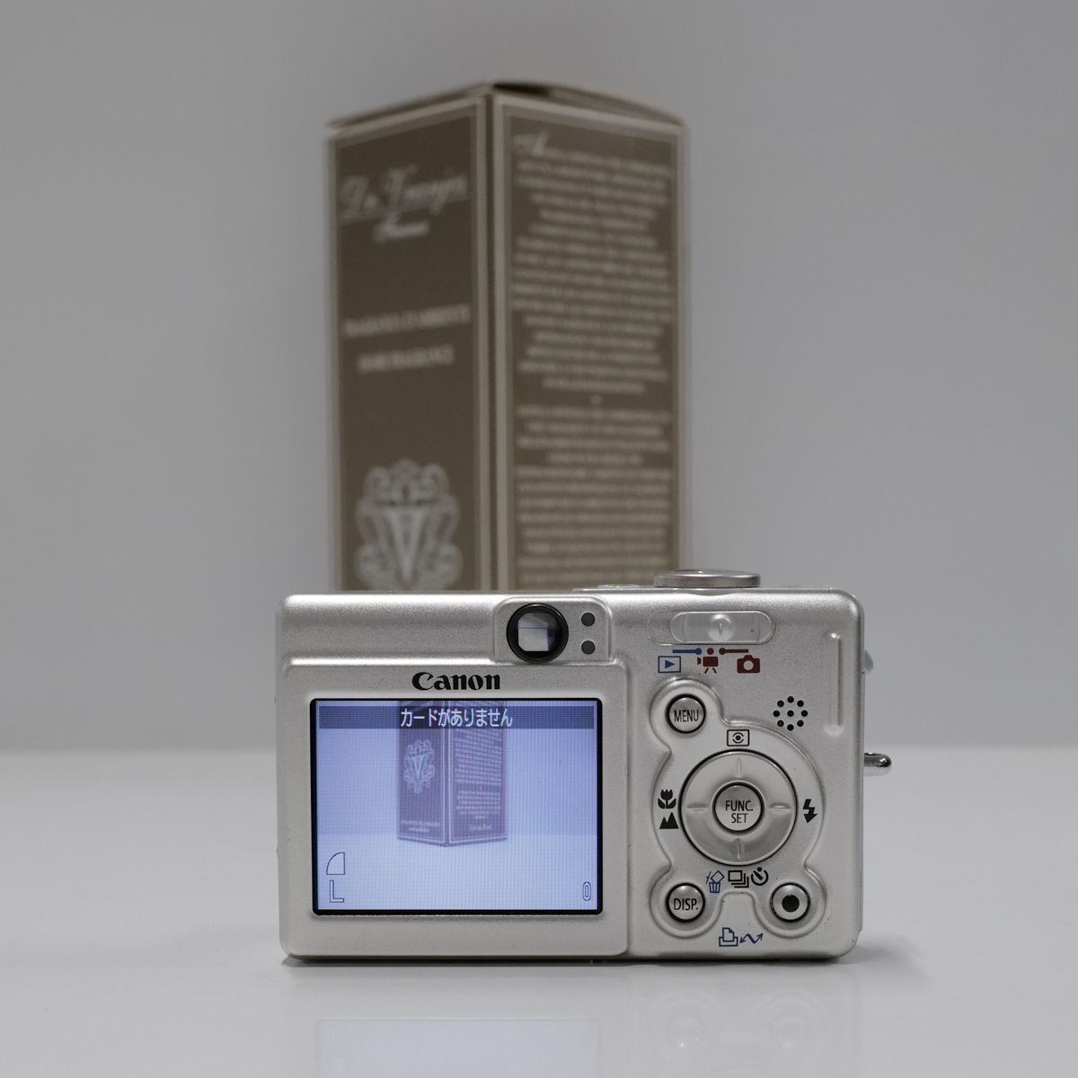 Canon IXY DIGITAL 40 USED超美品 デジタルカメラ 本体+バッテリー 3倍ズーム 完動品 中古 CP5637 Canon IXY DIGITAL 40 USED超美品 デジタルカメラ 本体+