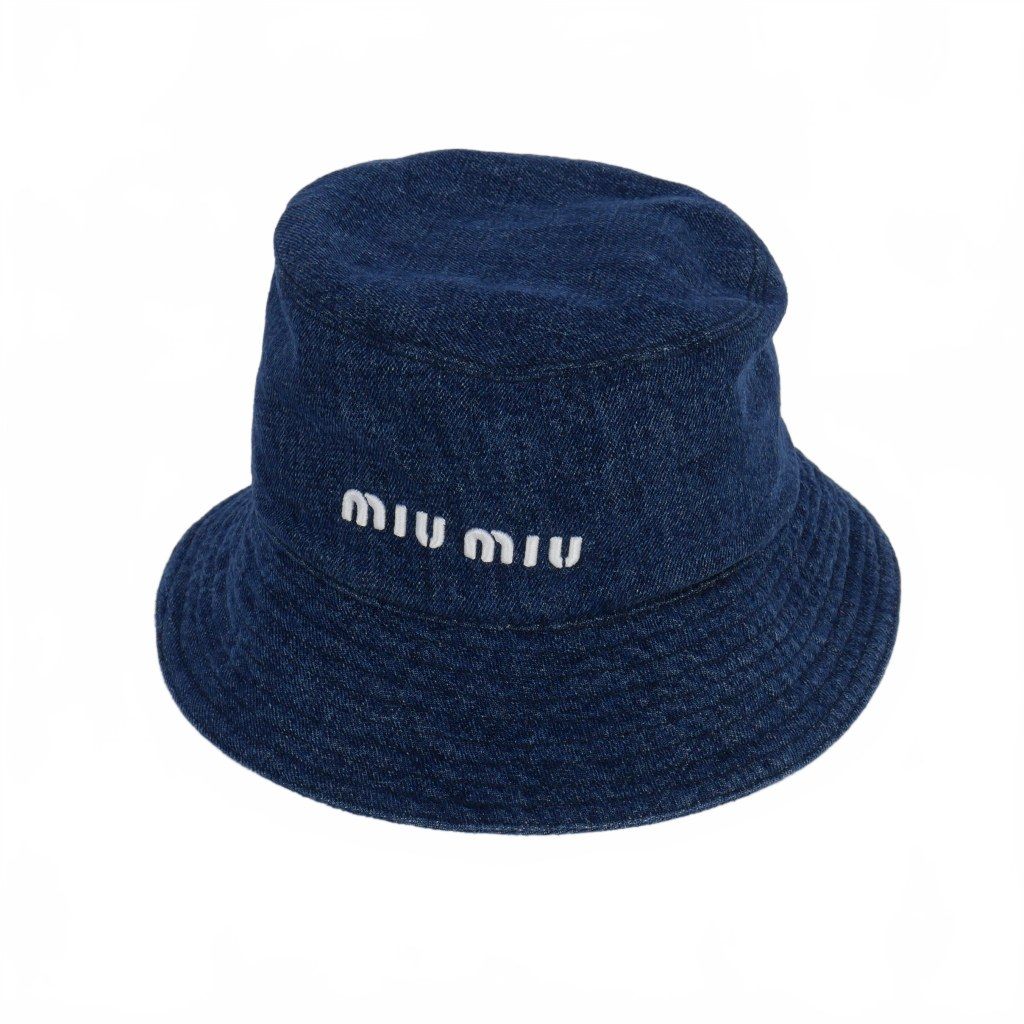 ミュウミュウ miumiu ロゴ刺繍 デニム バケットハット S インディゴ 青 ブルー P101 2025 25689 5HC196 2F3W