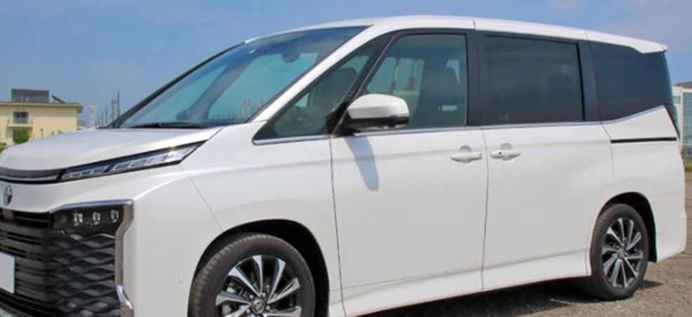 ヴォクシー90系VOXY ノア90系