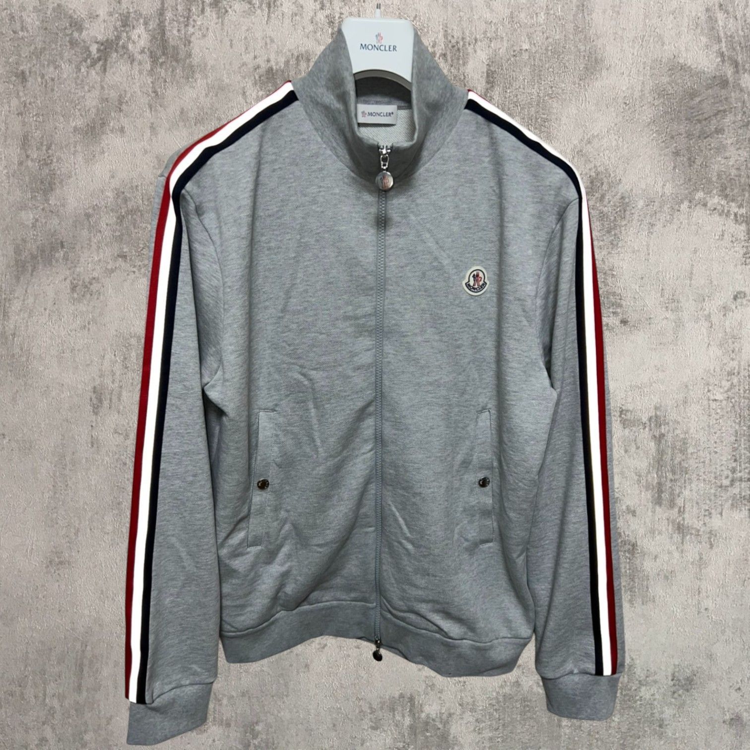 定価１２万円 ♥タグ付き品 MONCLER Reflective Stripped Line Zip-up Jacket トラックジャージ XS～XXLサイズ Gray Color