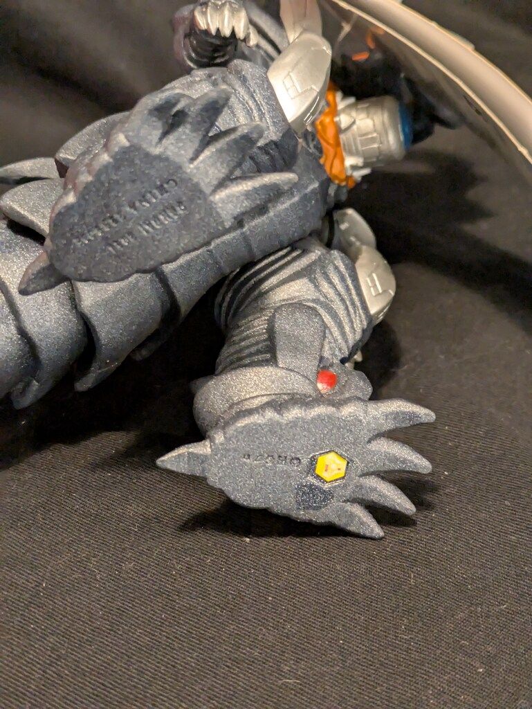 バンダイ ウルトラ怪獣DX ビクトルギエル - メルカリ