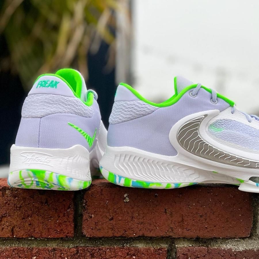 ②【美品】NIKE ナイキ ZOOM FREAK 4 ズームフリーク4 楽天市場】NIKE ZOOM FREAK 4 EPナイキ ズーム フリーク 4 EP灰