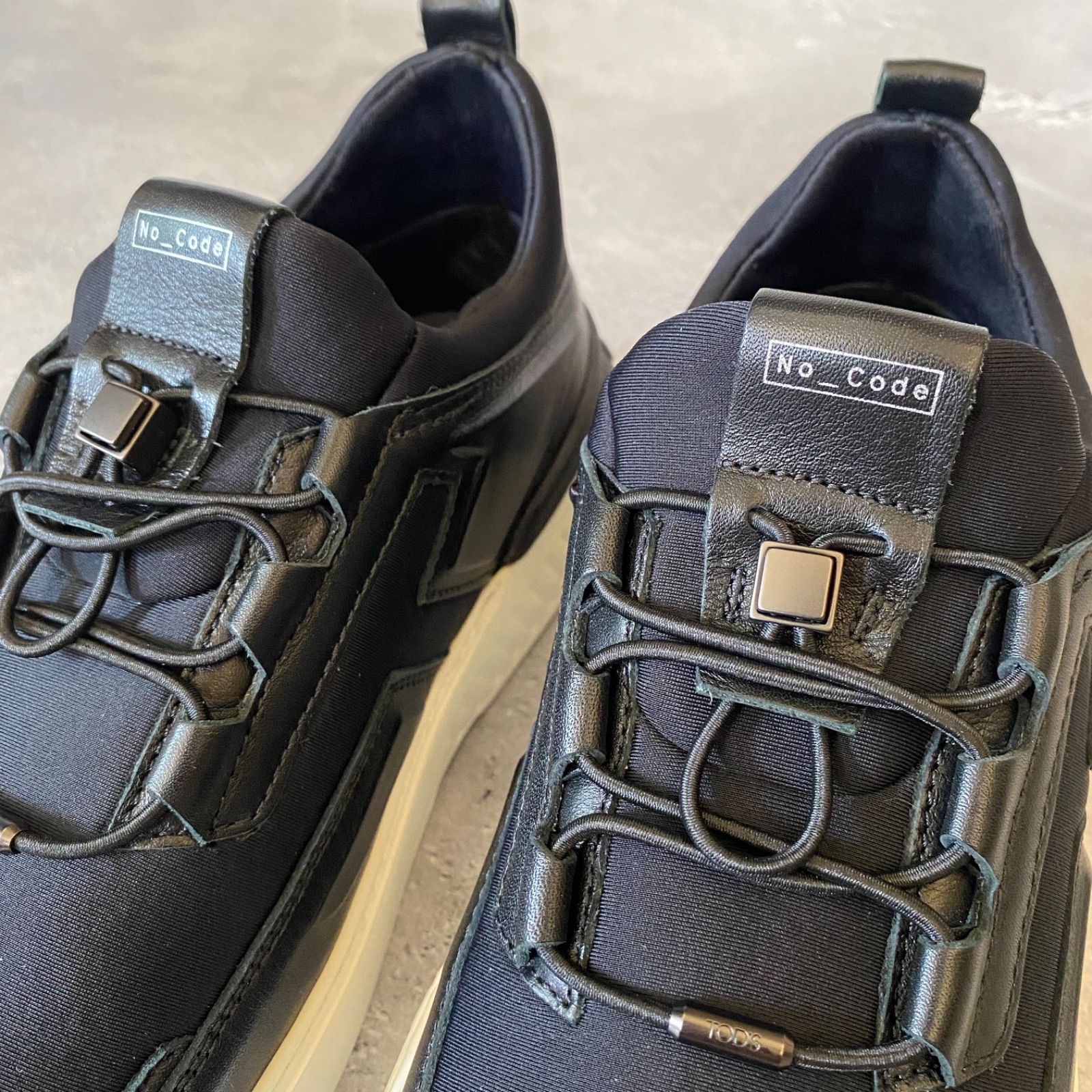 新品 TOD'S No_Code レザースニーカー ラグジュアリースニーカー