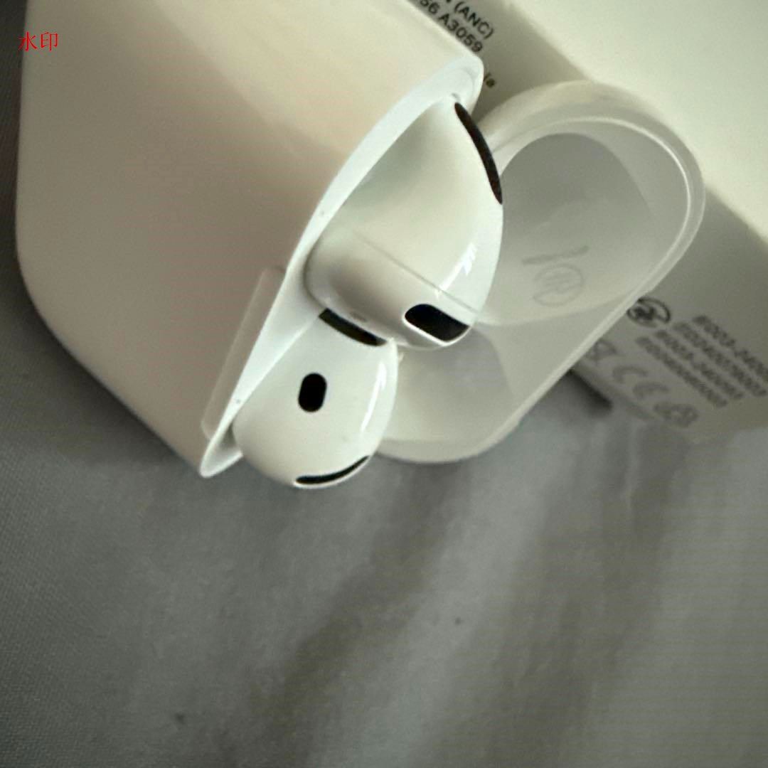 AirPods 4（ANC）本体 ホワイト A3055 3056 Apple AirPods 4 Wireless Earbuds with Active Noise