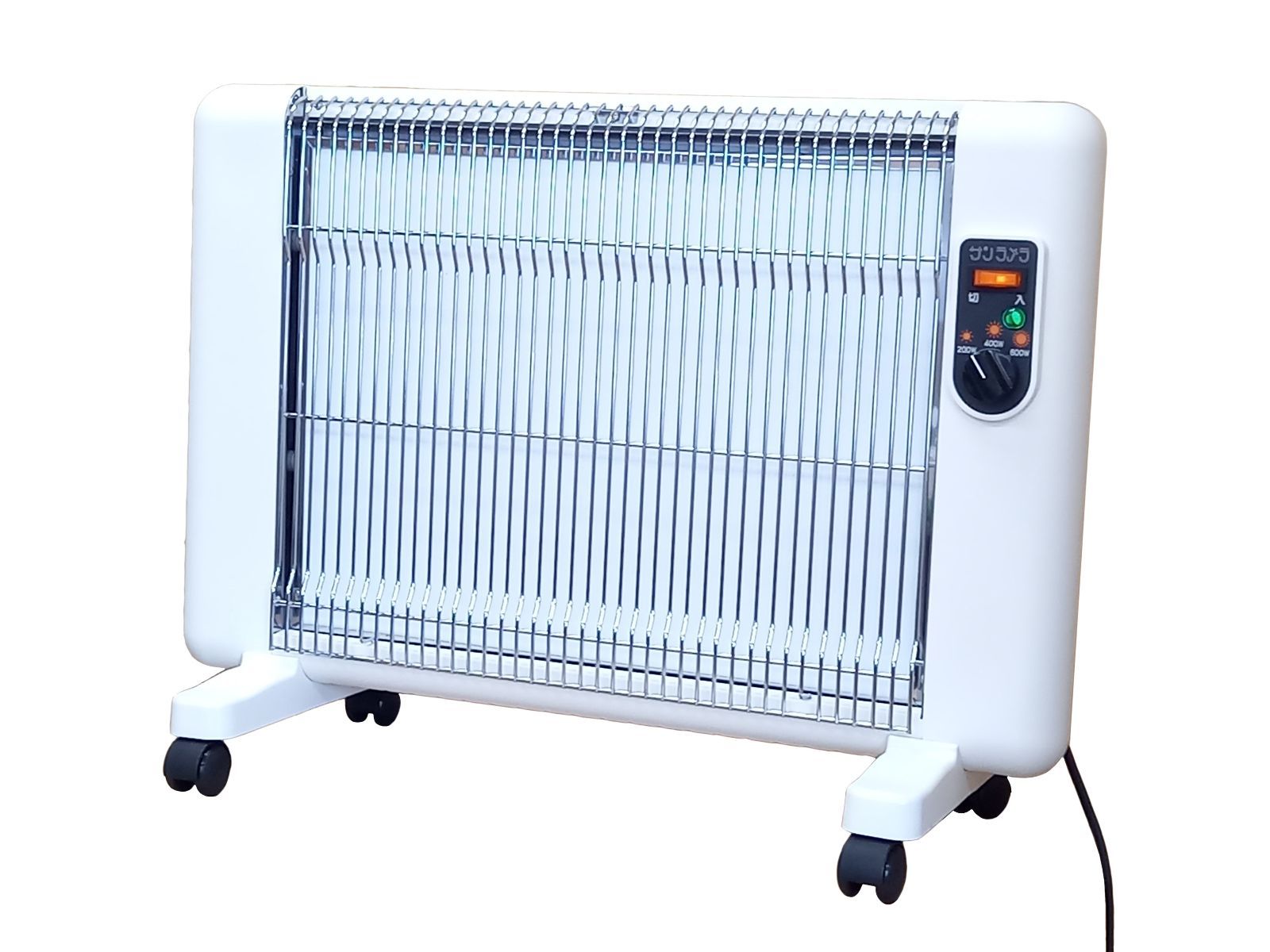 正規代理店 サンラメラ ホワイト色 萬基商事製 生産品 石油ファンヒーター 石油ストーブの苦手な人 無風遠赤外線で体の芯まであったか 室内乾燥しない安心パネルヒーター WWW_KANDAIZUMI_COM