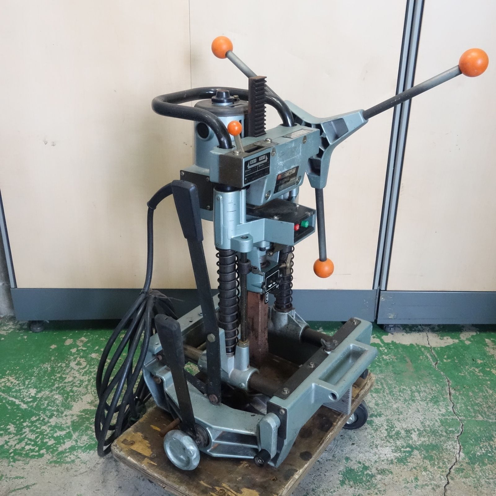 ☆完動品☆ 日立工機BC 21SA チェンのみ　HITACHI 角ノミ 角のみ 日立工機製