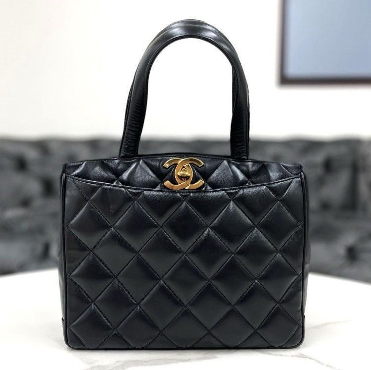 シャネル マトラッセ ラムスキン 黒 トートバッグ ゴールド金具