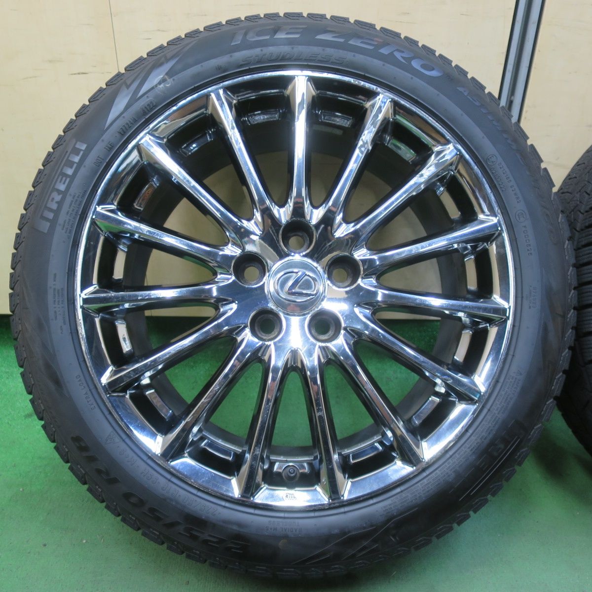 バリ溝 22年 8.5分 レクサス IS 純正 OP 225 50R18 255 40R18 スタッドレス ピレリ アイスゼロ アシンメトリコ ブリヂストン ブリザック VRX 18インチ PCD114.3 5H 5093008イス