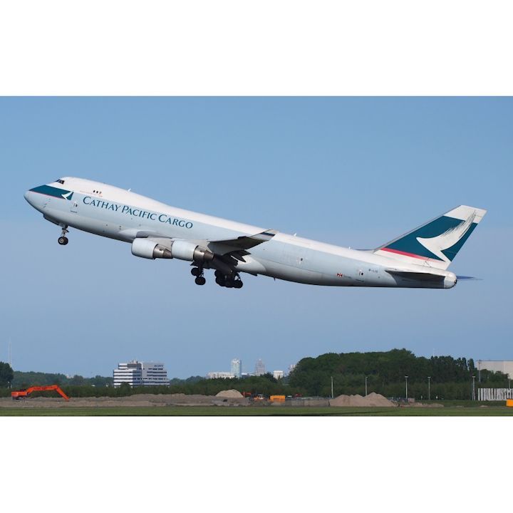 絵画風 壁紙ポスター (はがせるシール式) キャセイパシフィック航空 CX ボーイング 747-467F フレイター ジャンボジェット 2009年運用 キャラクロ B747-026W2 (ワイド版 603mm×376mm) ＜日本製＞