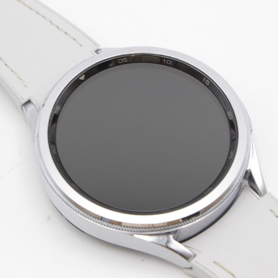 SAMSUNG Galaxy Watch6 Classic 47mm SM-R960NZSAXJP シルバー  