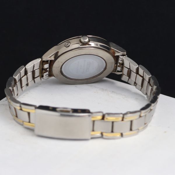 セイコー エクセリーヌ 1B22-0BJ0 電波ソーラー チタン シルバー文字盤