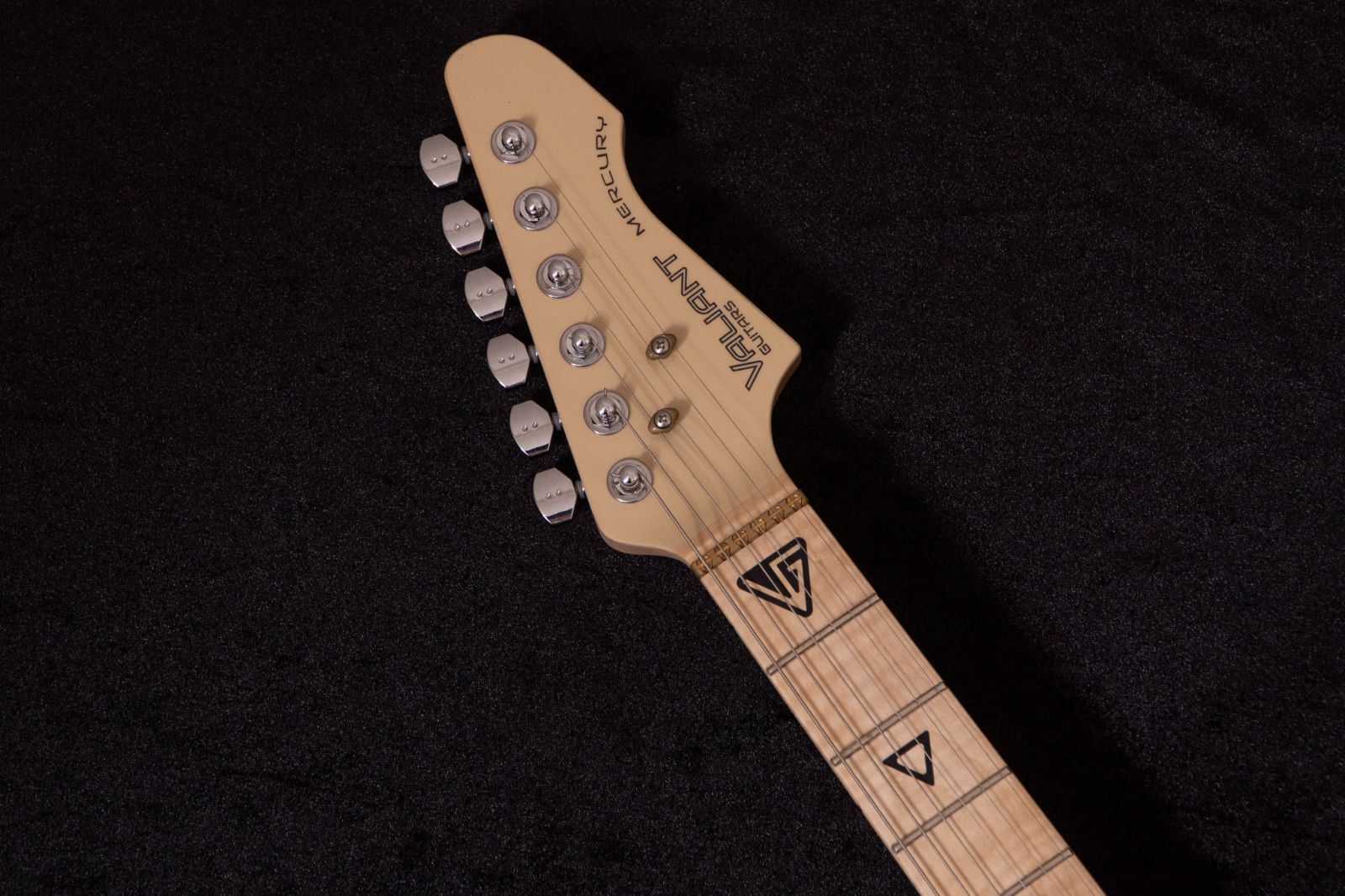 new】Valiant Guitars / Mercury Louisiana Ol