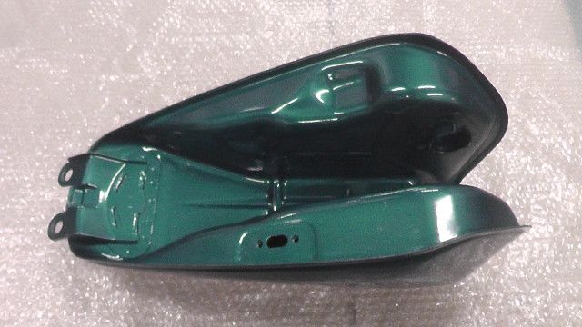 グラストラッカー NJ47A-134xxx の タンク :#1756264367 - メルカリ
