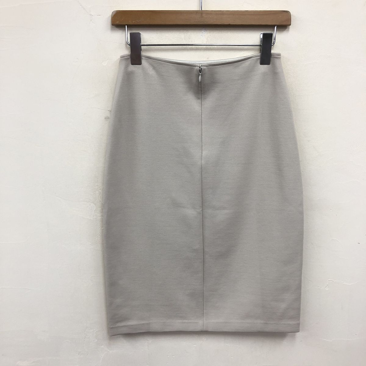 美品 ARMANI コレツィオーニ スカート Mサイズ グレー 1H4-K◇良品 イタリア製 ARMANI COLLEZIONI アルマーニコレ