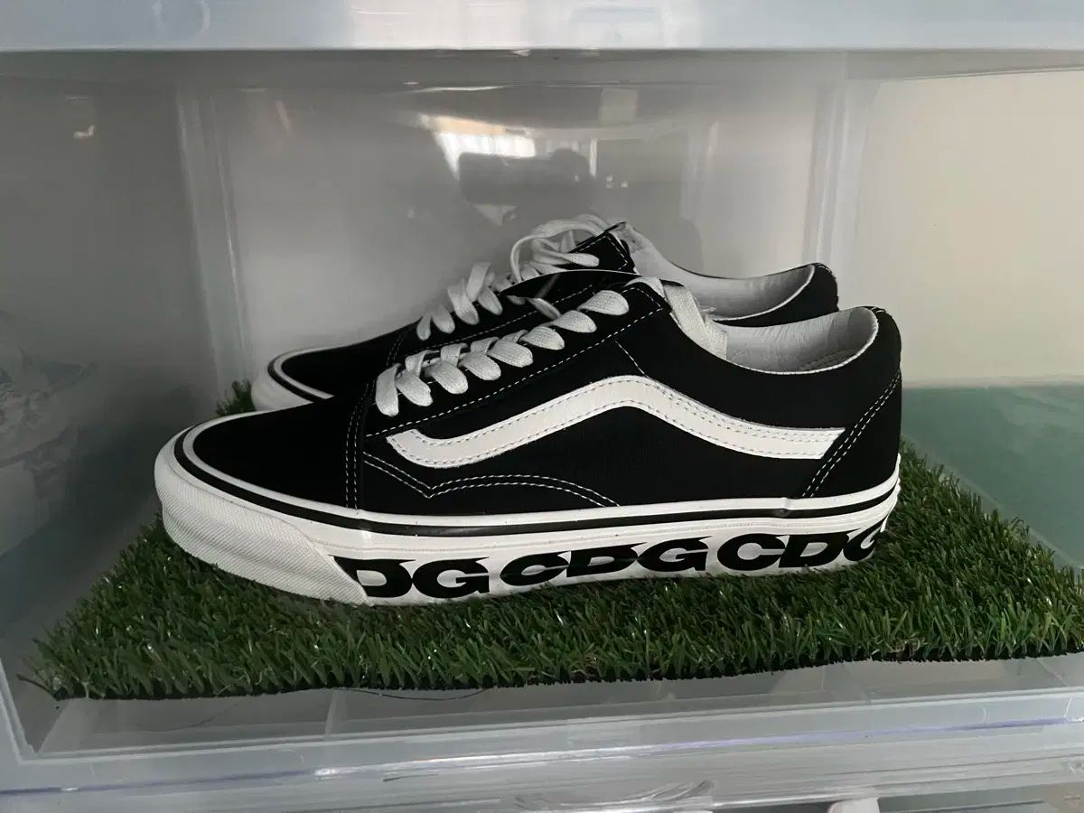 楽天市場】VANS バンズ スニーカー OLD SKOOL Y2K Flame BLACK WHITE