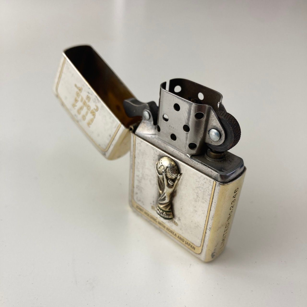 011 2002 FIFA World Cup トロフィー Zippo ライター - メルカリ