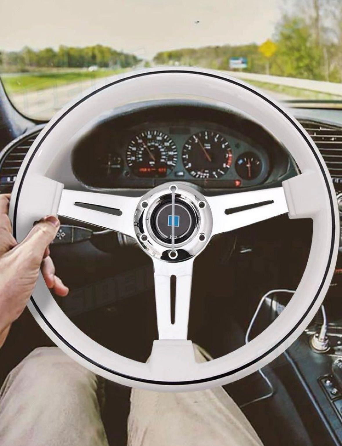 MINI EV ブラックラインステアリングホイール 14インチホワイト