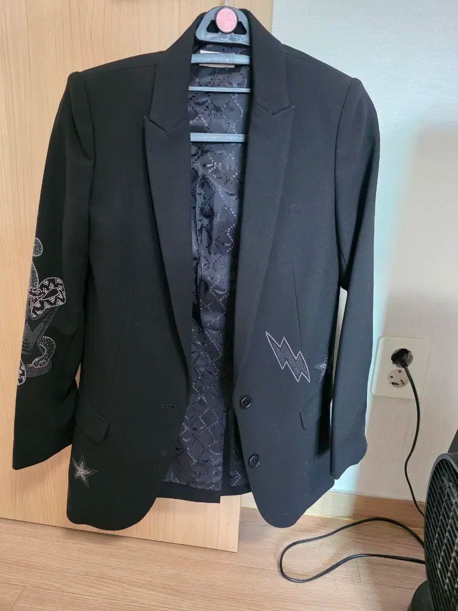 ブラック ジャケット ストーン 装飾 ZADIG-VOLTAIRE