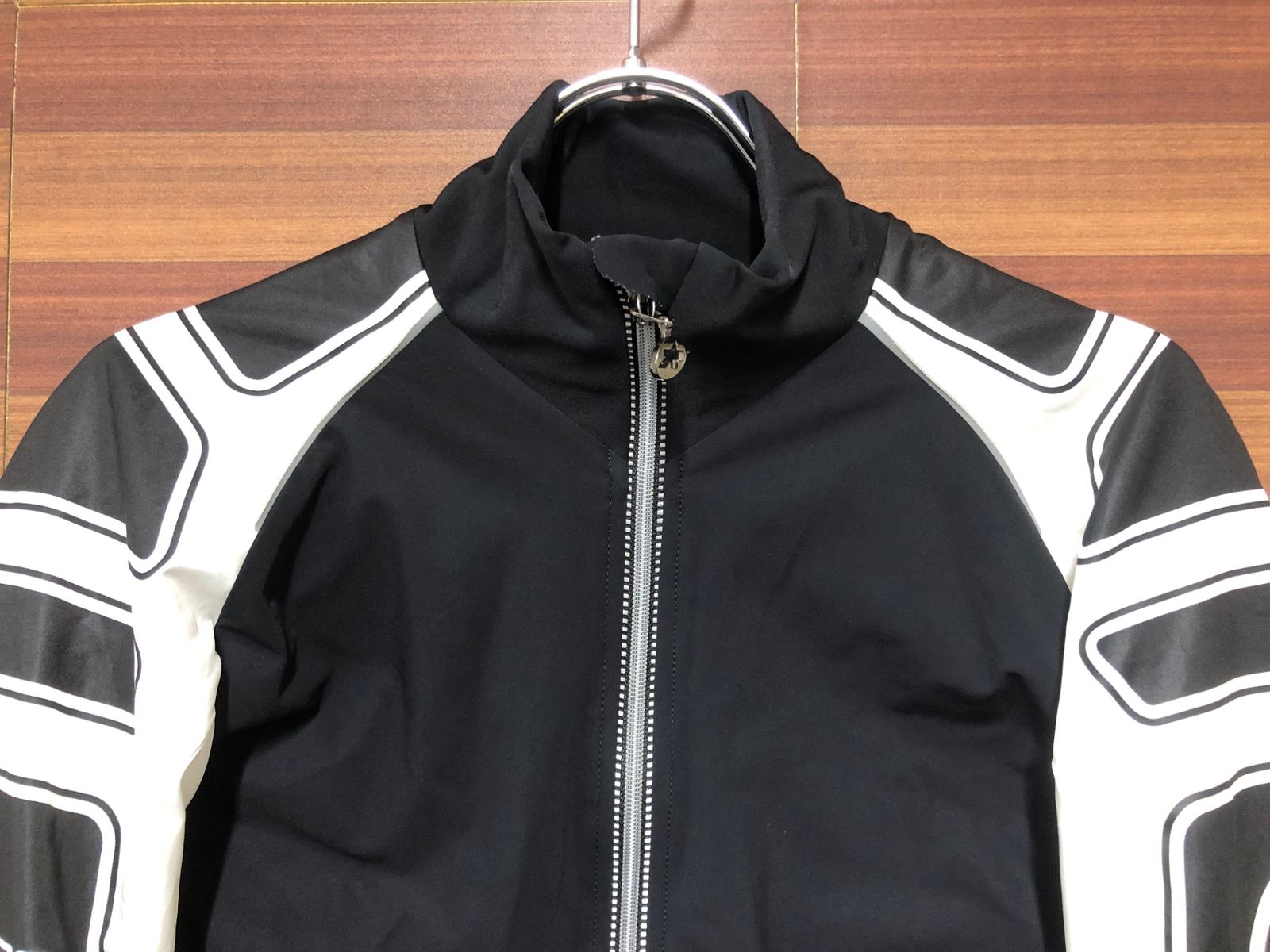 アソス assos iJ.SHAQ.6 長袖 サイクルジャケット ショーツ付き アソス assos iJ.SHAQ.6 長袖 サイクルジャケット ショーツ付き