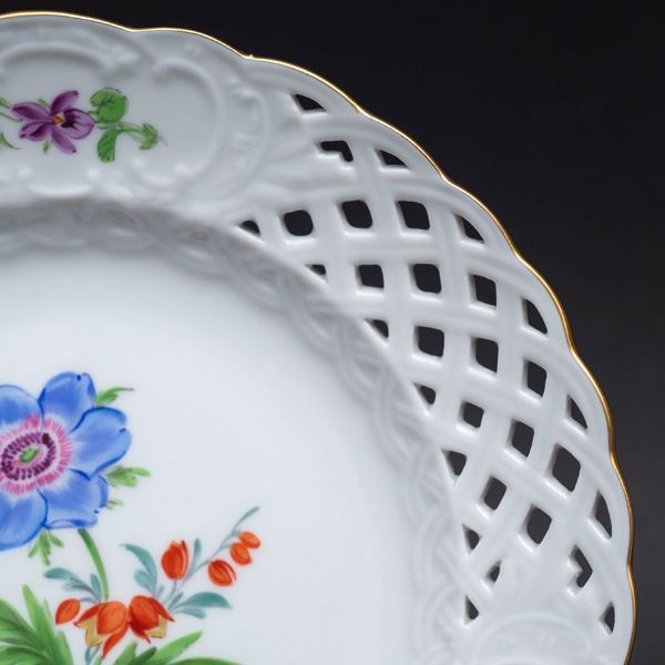 マイセン ベーシックフラワー（二つ花） 16cmメッシュプレート - メルカリ