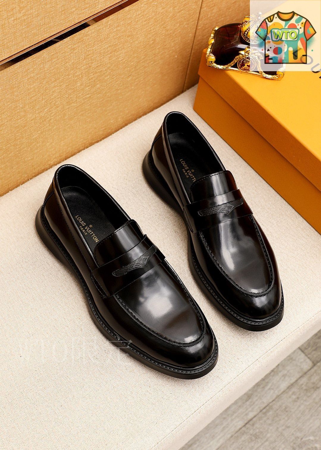 情熱福ちゃん☆ 限定品 新品未使用 ルイヴィトン レザー デッキシューズ LOUIS VUITTON ルイ・ヴィトン 靴 シューズ