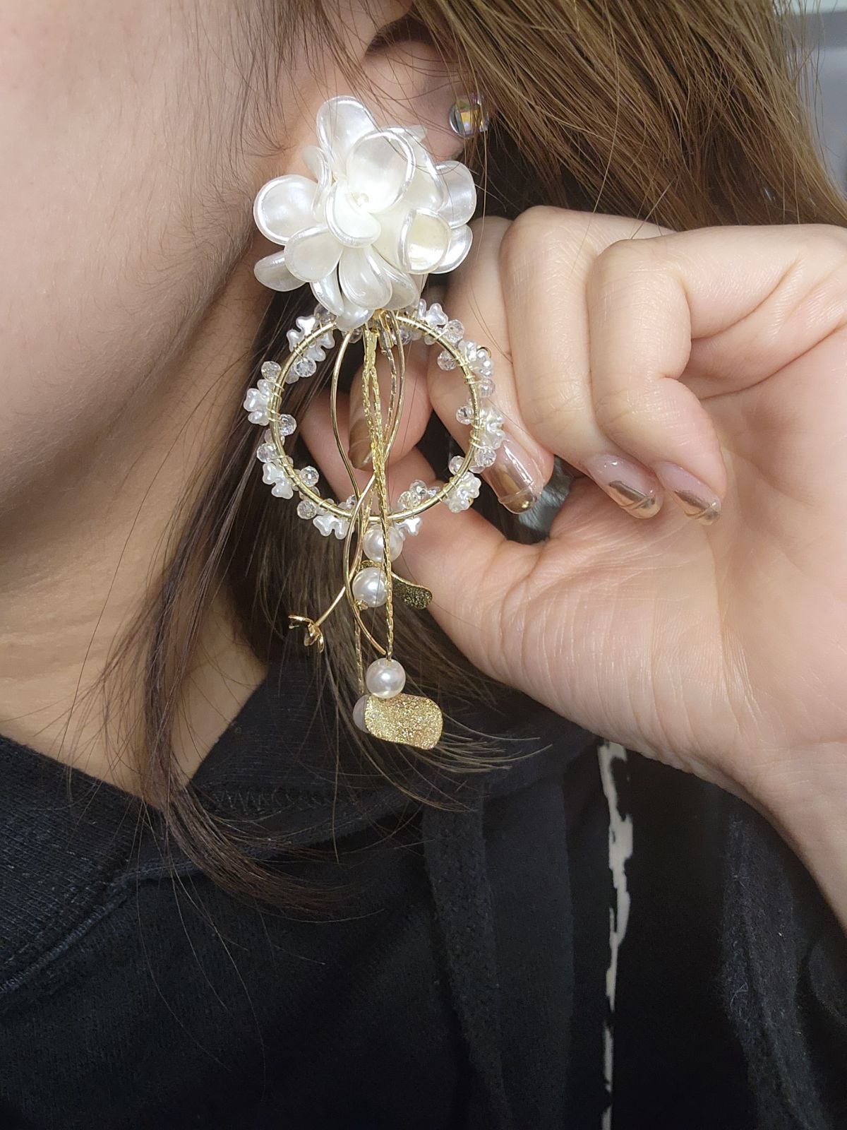 専門店では No.594 パールカボション×フラワーピアス ゴールド 花びら シェル フラワーピアス