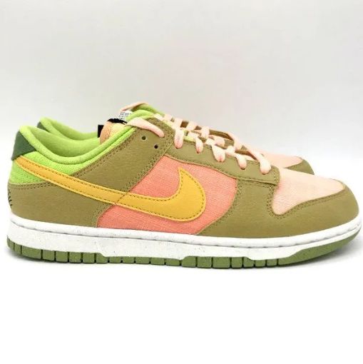 NIKE ナイキDUNK LOW SE SUN CLUB ダンク サンクラブ スニーカー