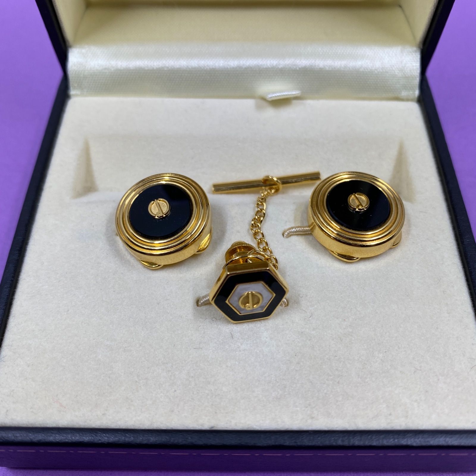 【ダンヒル Dunhill】ねずみ　カフス & ラベルピン セット 箱付き】dunhill ダンヒル ラペルピン ピンバッジ カフスボタン