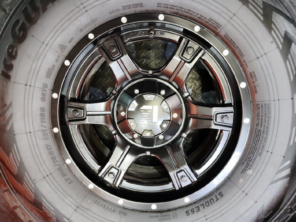 走行短め YK G075 LT315 70R17 スタッドレス LEXXEL WHEEL 17インチ 9Jマルチ5HPCD114.3 127 39 23年製 ラングラー等 VTN343MS TRITUETUBI_COM