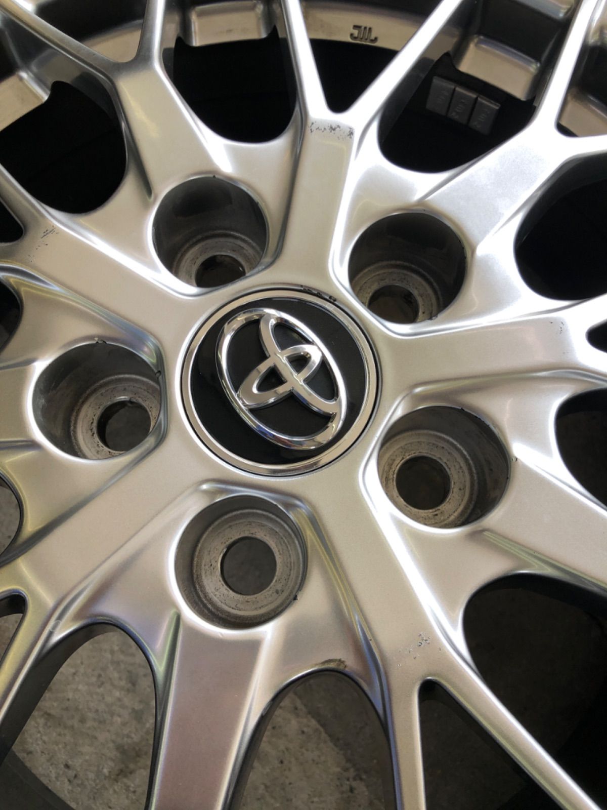 ZWR80　オーリス　ブレイド　アイシス　レグノ 純正アルミ　205/55R16 ZWR80 オーリス ブレイド アイシス レグノ 純正アルミ 205/55R16