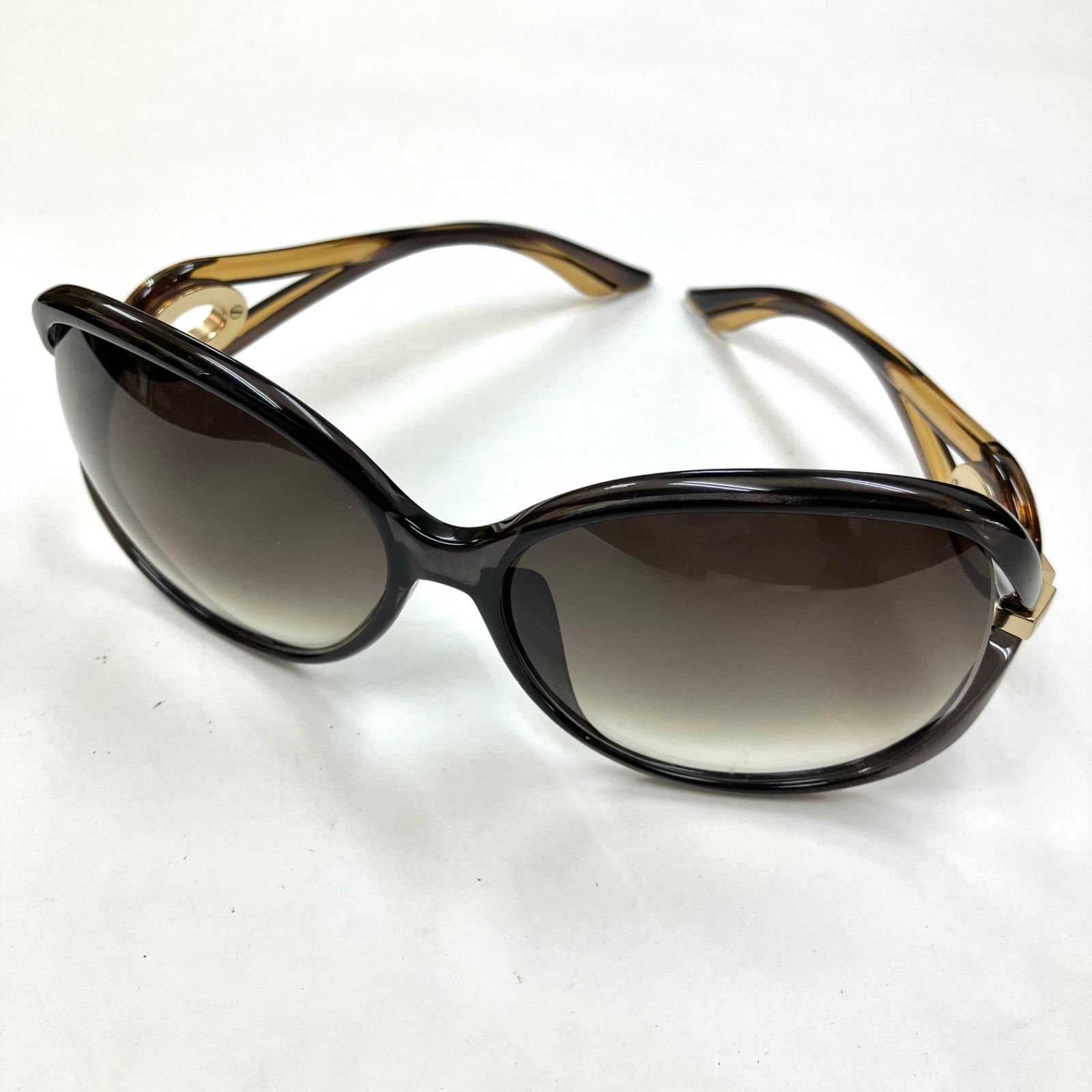 上美品⭐️Christian Dior】 クリスチャン ディオール オーバルフレームサングラス ブラウンハニー VOLUTE2F 401JS  62□15 120 Optyl フレーム イタリア製 （AYA） 24092902000NGT - メルカリ