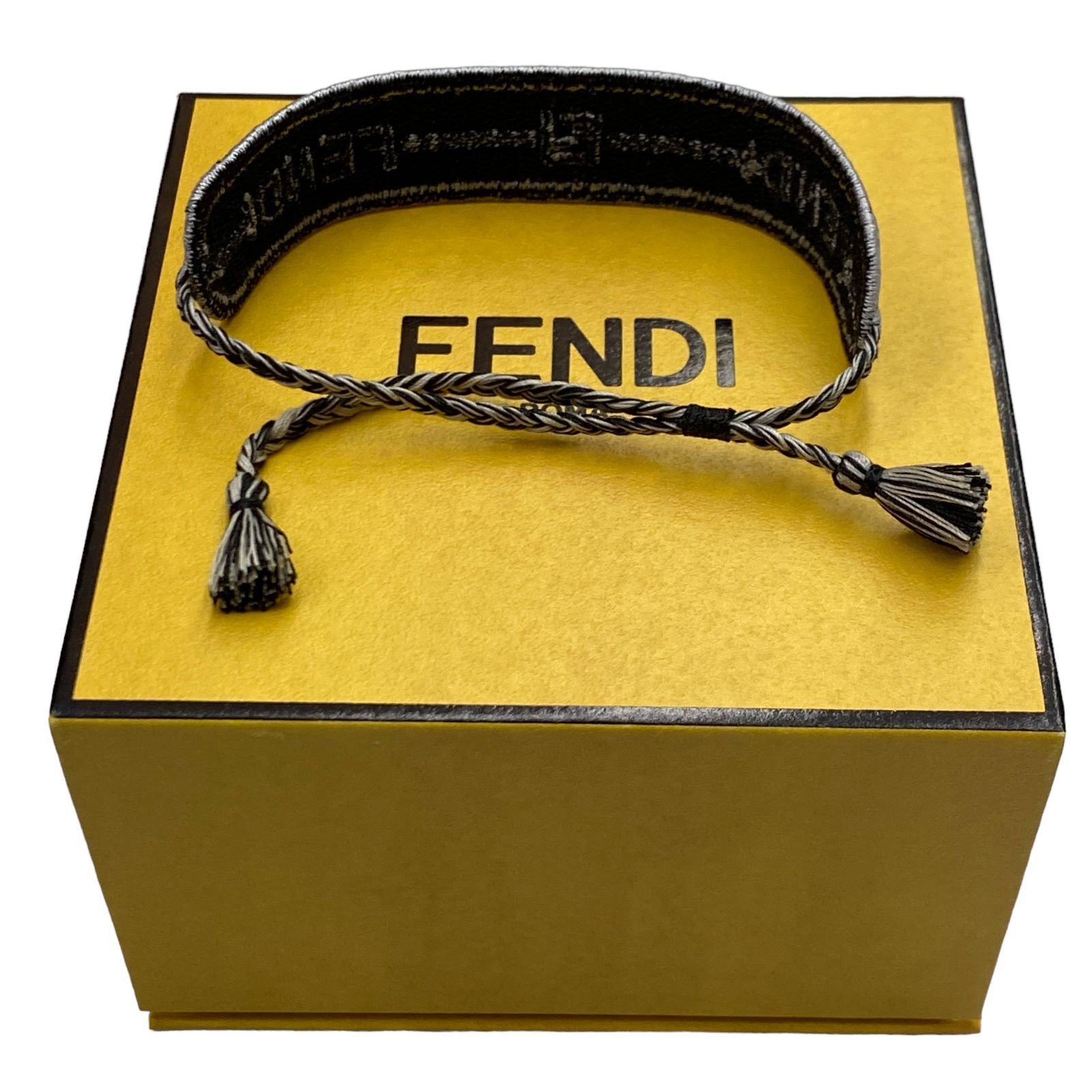 ☆EM1272 FENDI フェンディ ブレスレット ブラック ホワイト