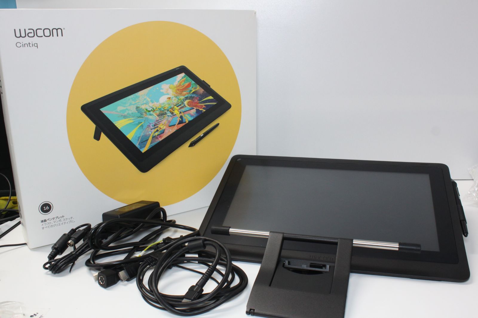 Wacom|Cintiq 16|DTK-1660|15.6インチ|液晶ペンタブレット|スタンド付き ⑤