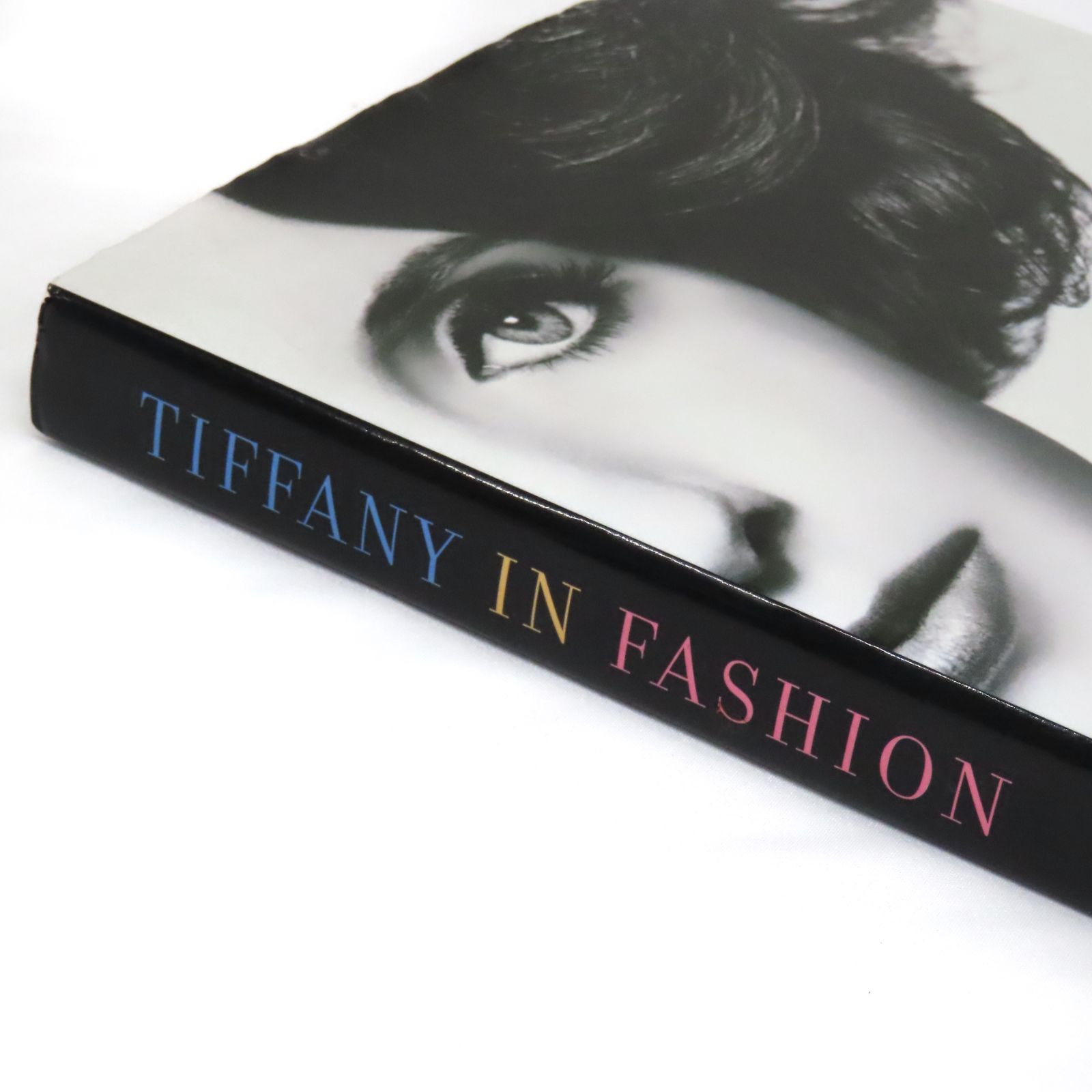 洋書　TIFFANY IN FASHION 冬前セールにつき50％OFF】【書籍】Tiffany in Fashion（ティファニー
