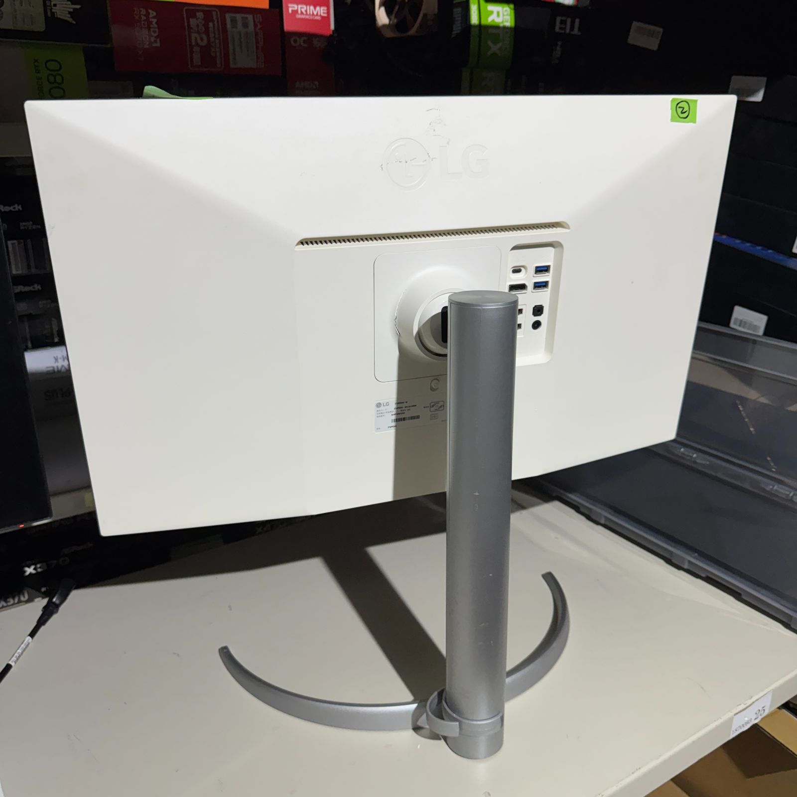 LG 4Kモニター 27UP550N-W 27型① - メルカリ