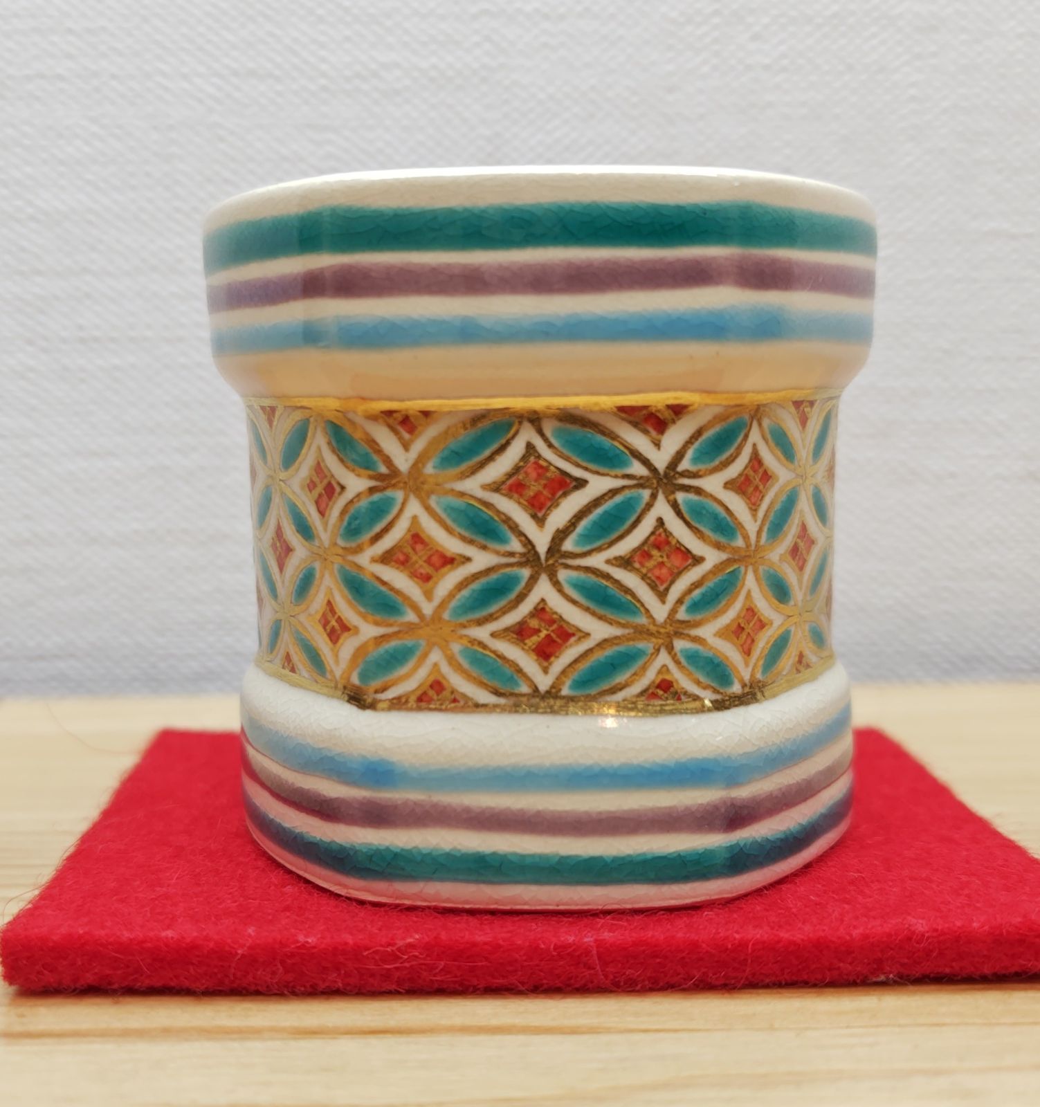 逢絢亭・新品】茶道具 蓋置 京焼 六角 七宝の絵 花蝶窯 手塚石雲