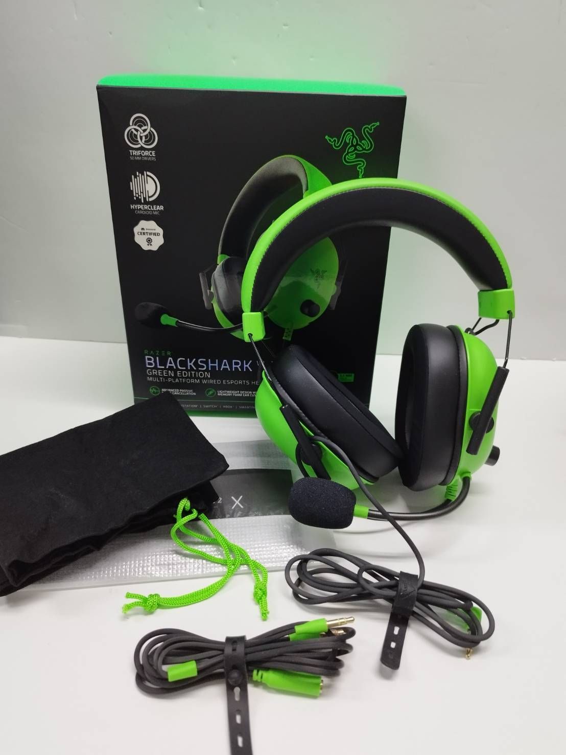 未使用に近い】Razer BlackShark V2 X/RZ04-0324/ゲーミングヘッド 