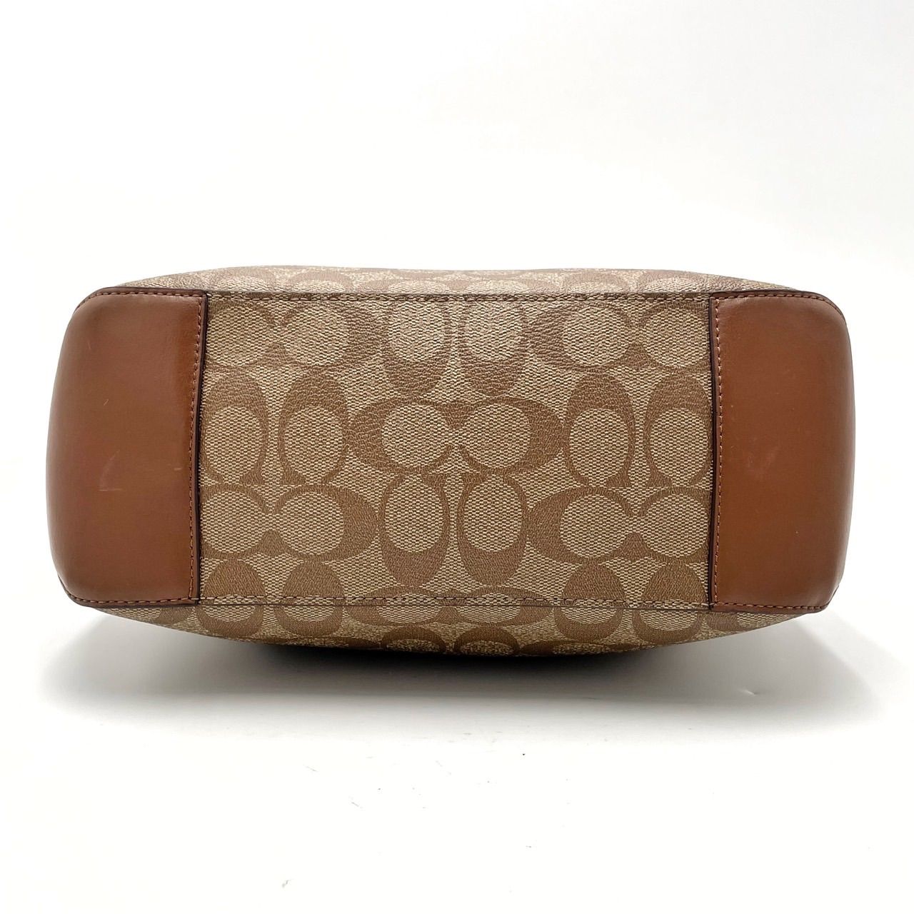 極美品！コーチ トートバッグ シグネチャー柄 ゴールドベージュ ブラウン レザー×キャンバス サテン 通勤通学 A4 ハンド ショルダー 美品☆COACH コーチ トートバッグ 肩掛け シグネチャー ブラウン