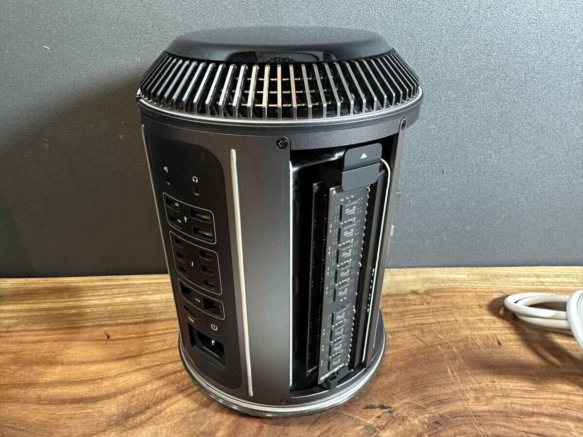 「美品」Apple Mac Pro Late 2013/3.5ghz 6コア/64GB/SSD1TB/FirePro D300*2/office2019/Windows11/CJ077